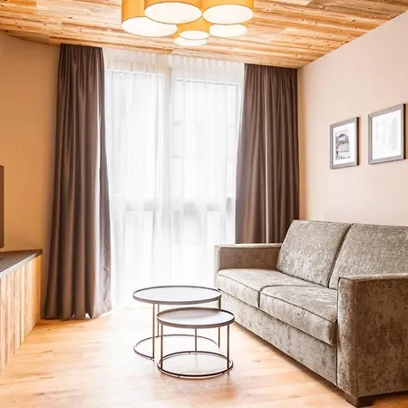 Apartahotel Zillertal By Alps Fügen