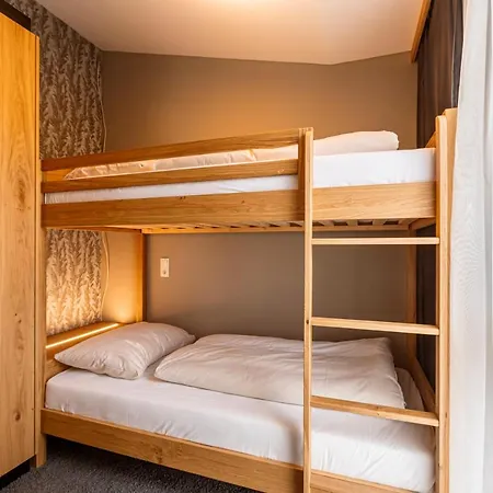 Zillertal Suites By Alps Resorts Aparthotel Fuegen