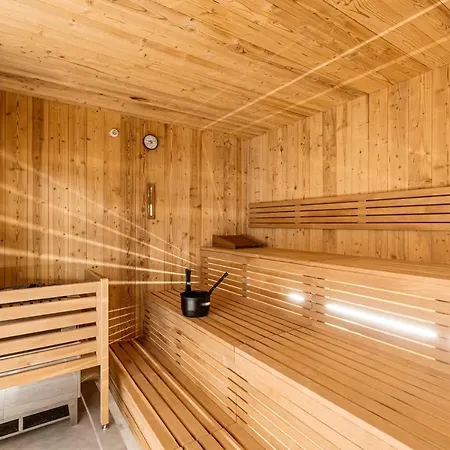 Aparthotel Zillertal Suites By Alps Resorts 4*