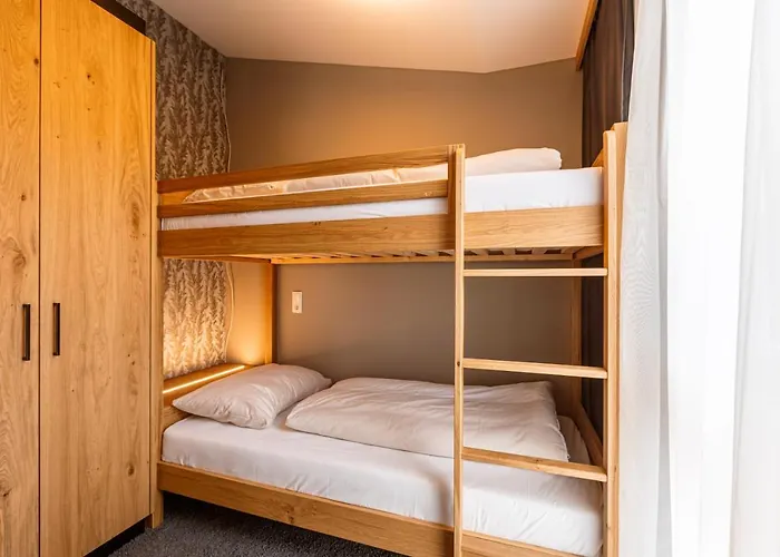 Zillertal By Alps Aparthotel Fügen