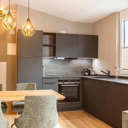 Zillertal Suites By Alps Resorts 4* Fuegen