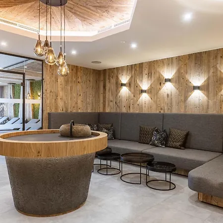 Aparthotel Zillertal Suites By Alps Resorts